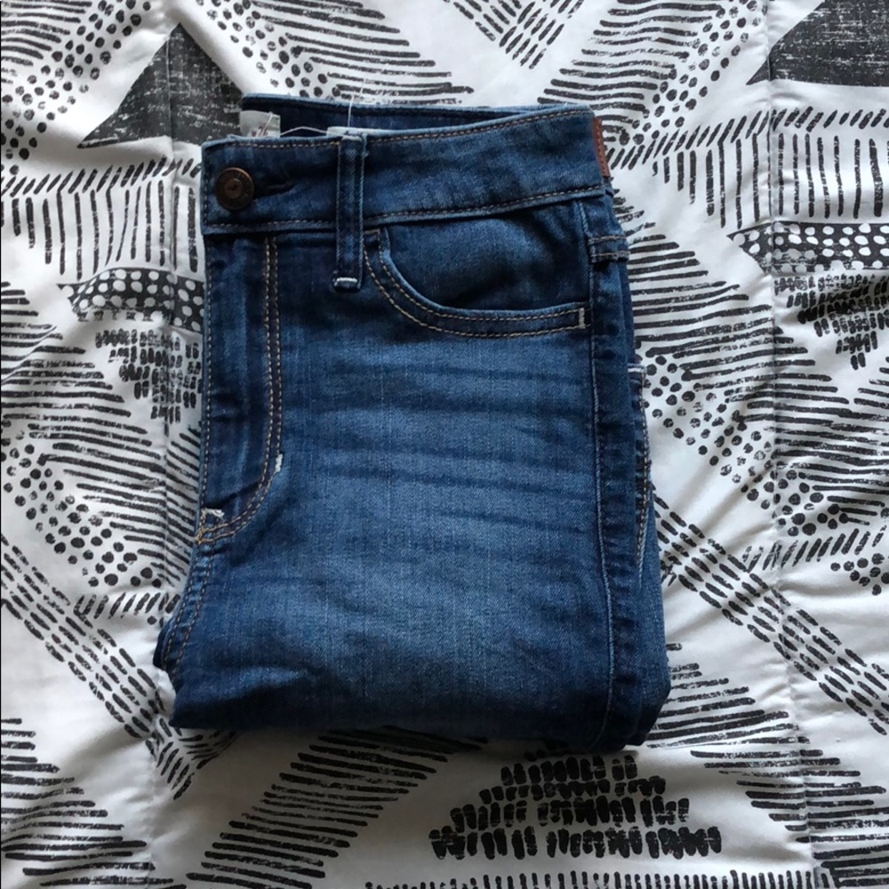 Hollister skinny jeans!